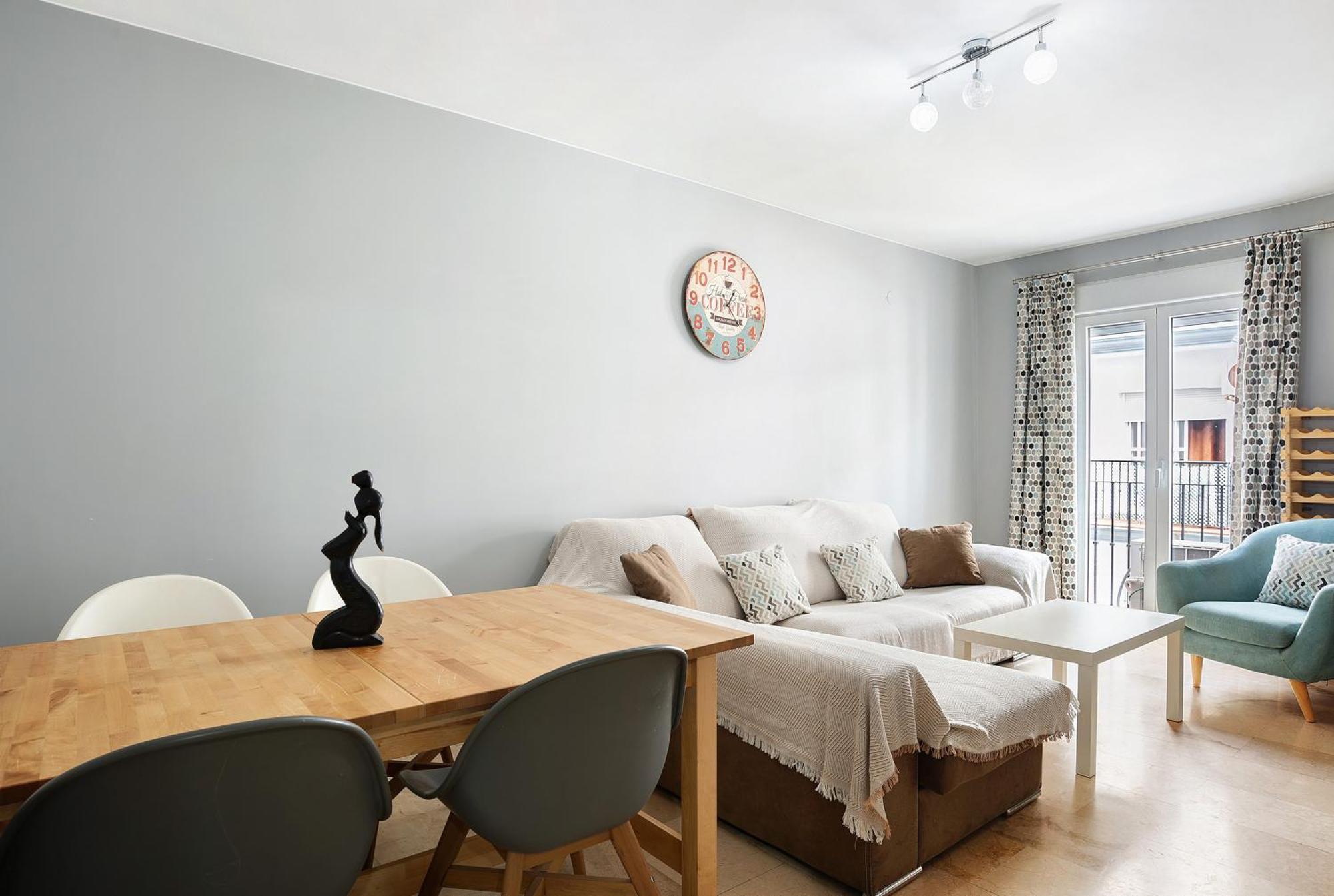 De La Fuente Apartment